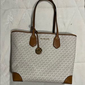 Michael Kors Eva Large Logo Tote Bag